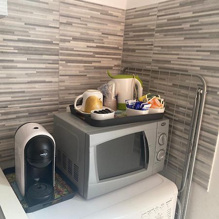 פלרמו Serradifalco Cozy House Di Enza E Luigi מראה חיצוני תמונה