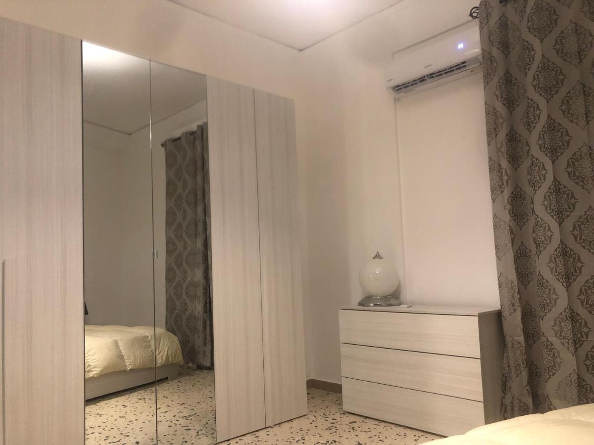 פלרמו Serradifalco Cozy House Di Enza E Luigi מראה חיצוני תמונה