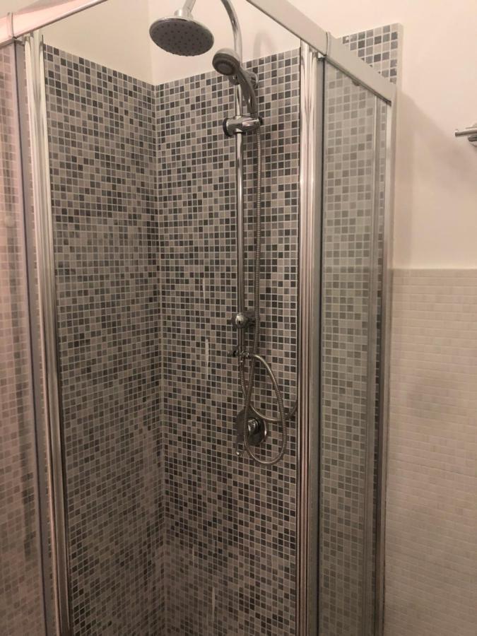 פלרמו Serradifalco Cozy House Di Enza E Luigi מראה חיצוני תמונה