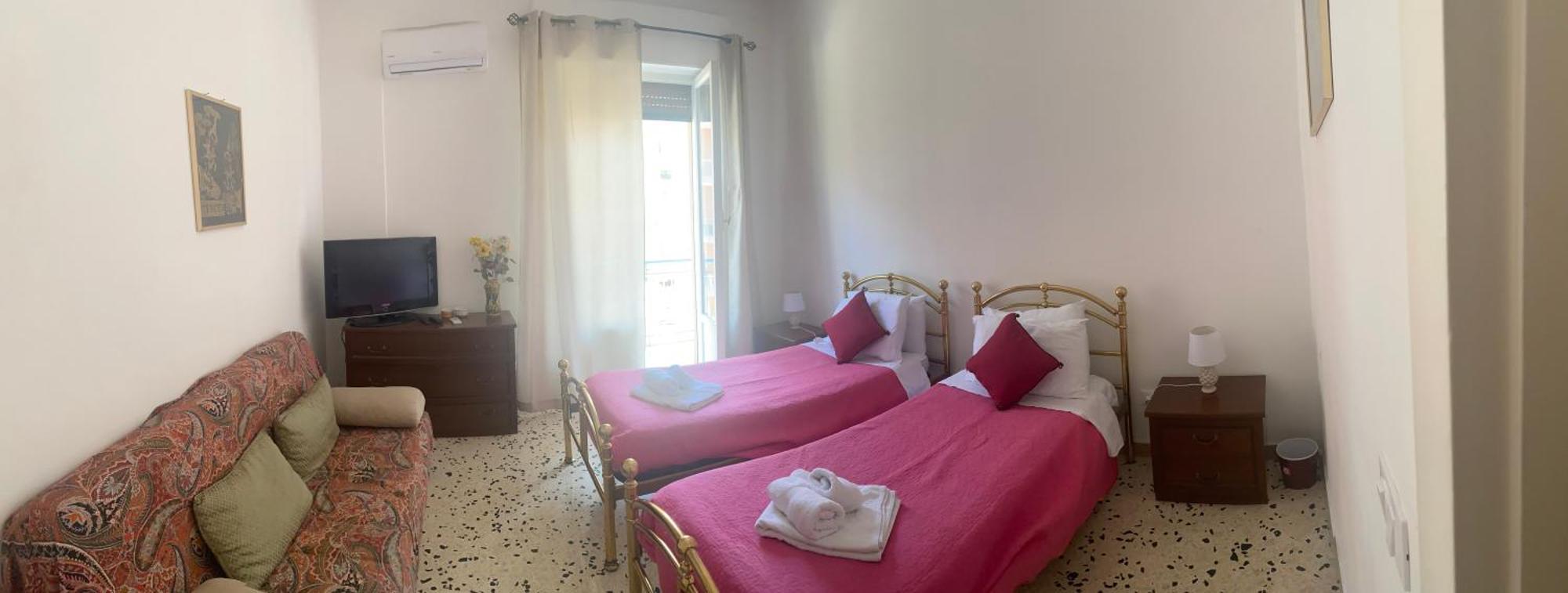 פלרמו Serradifalco Cozy House Di Enza E Luigi מראה חיצוני תמונה