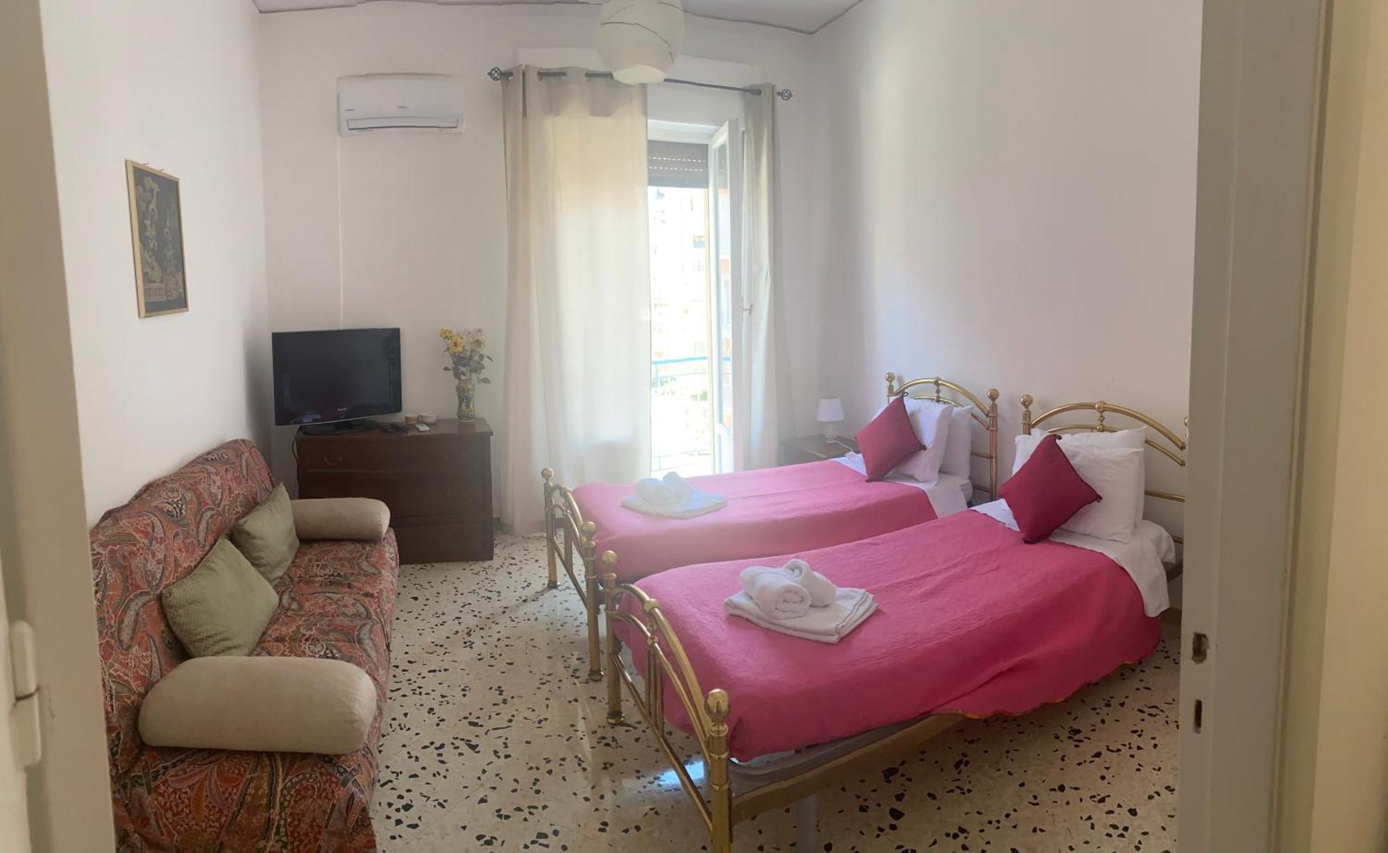 פלרמו Serradifalco Cozy House Di Enza E Luigi מראה חיצוני תמונה