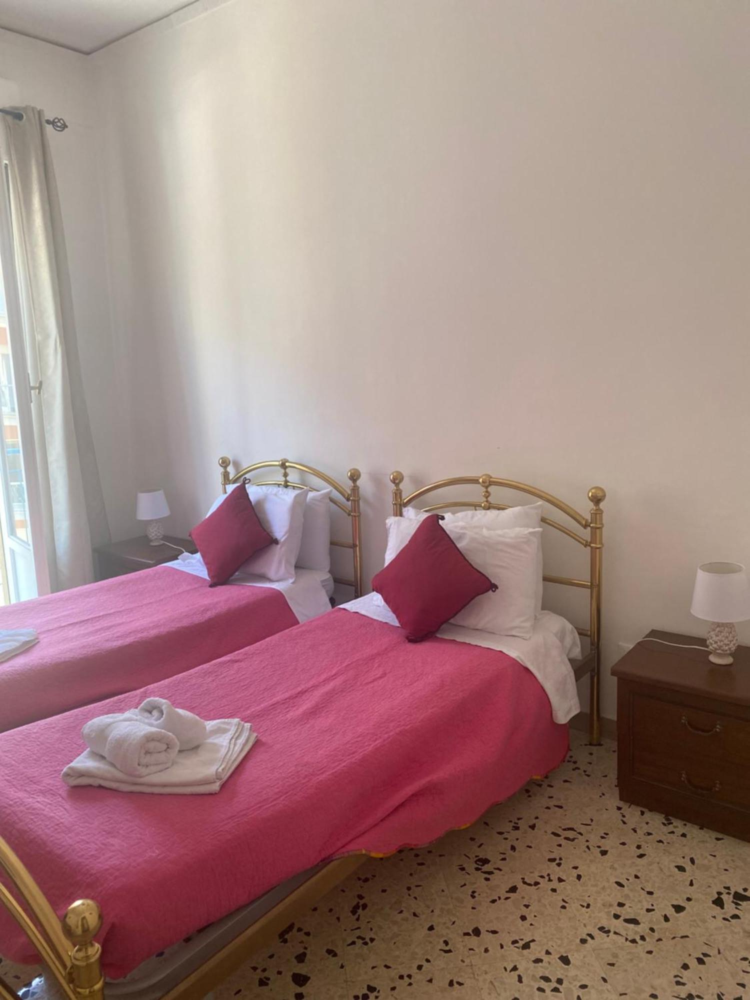 פלרמו Serradifalco Cozy House Di Enza E Luigi מראה חיצוני תמונה
